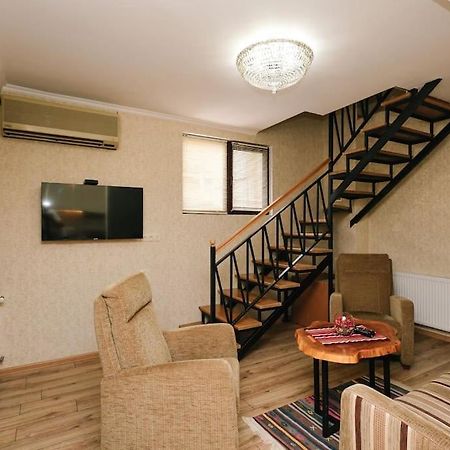 דירות טביליסי Cozy House מראה חיצוני תמונה