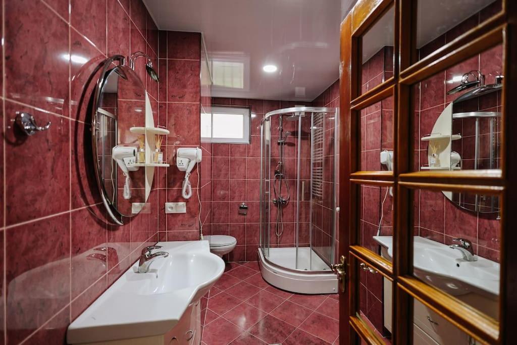 דירות טביליסי Cozy House מראה חיצוני תמונה